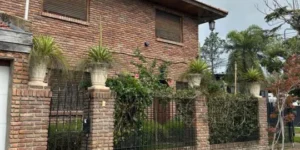 Gral. Pacheco. Excelente Casa en Dos Plantas Garage, Jardin, Pileta