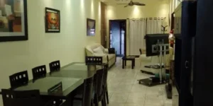 Tigre centro: Hermosa Casa en Dos Plantas con Terraza, Jardin, Pileta y Parrilla